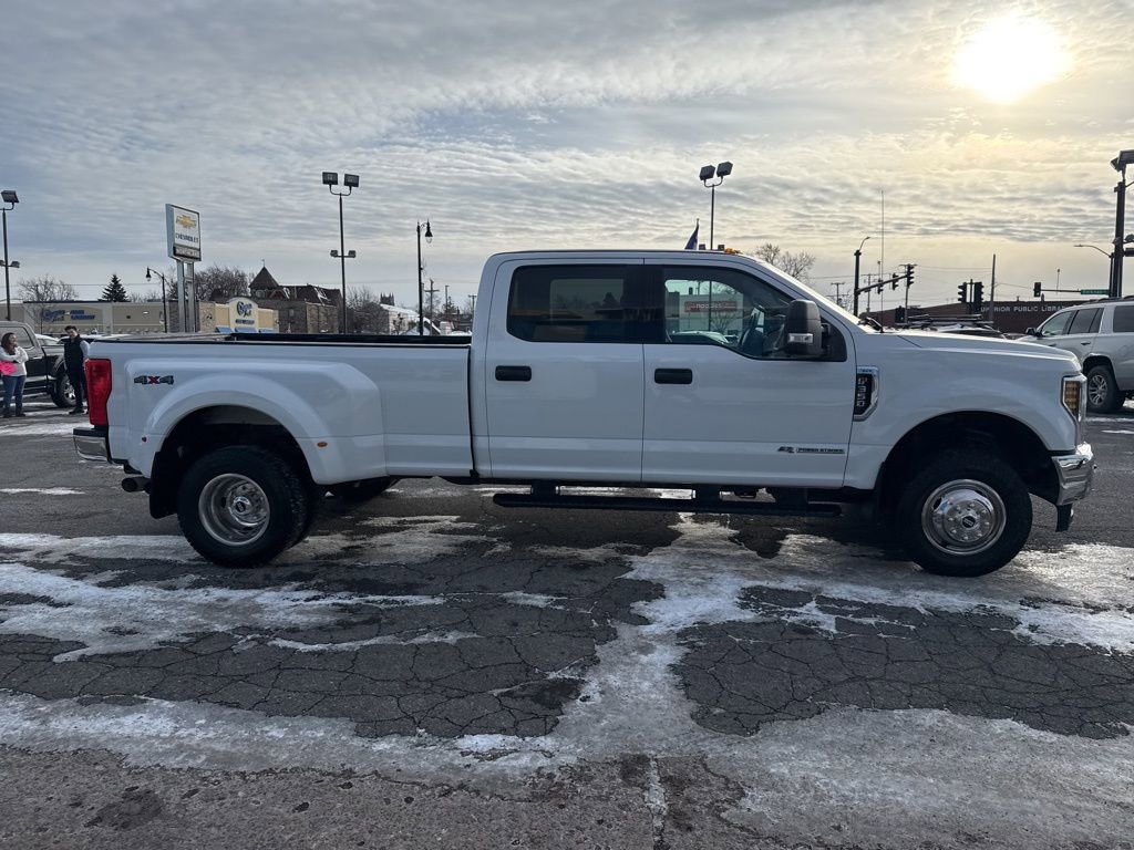 Used 2018 Ford F350 XLT image 9