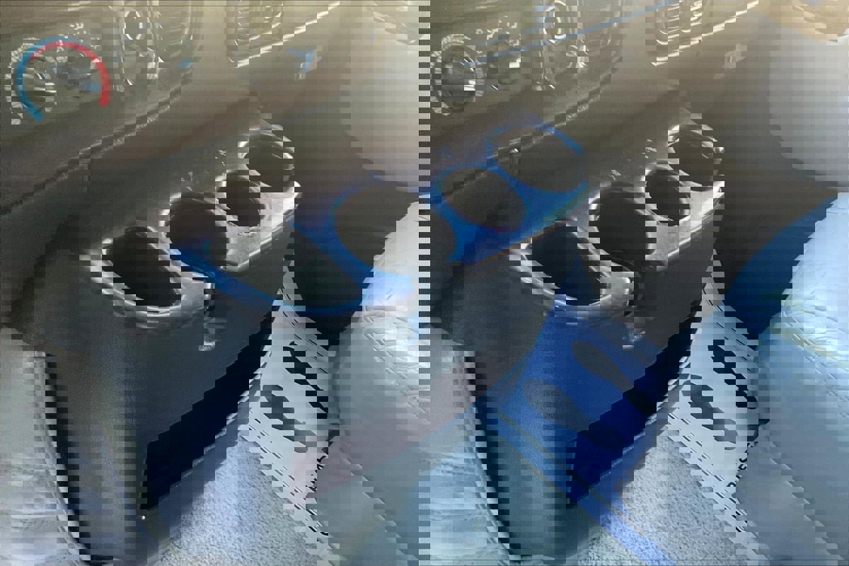 Used 2001 Dodge B3500 image 11