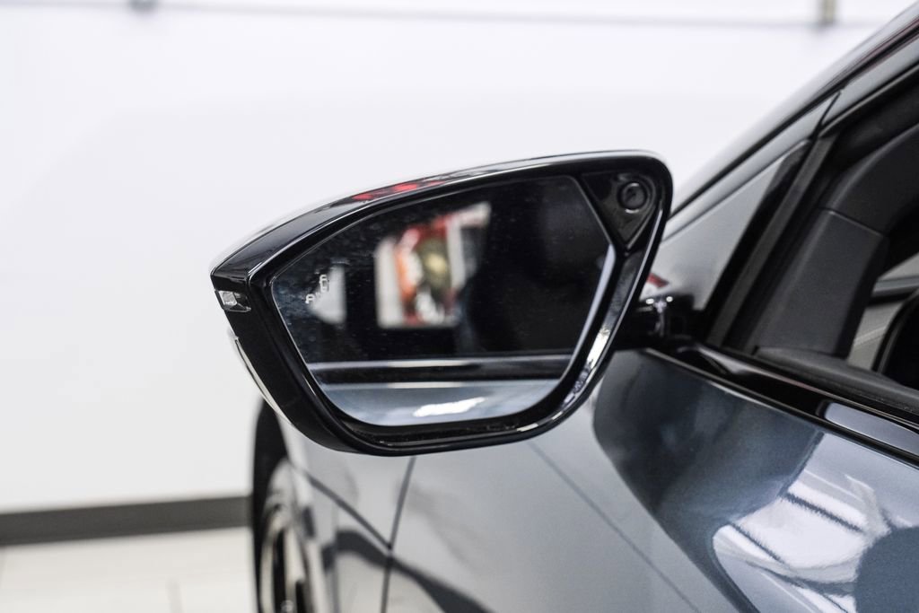 Used 2024 Lucid Air Touring image 44