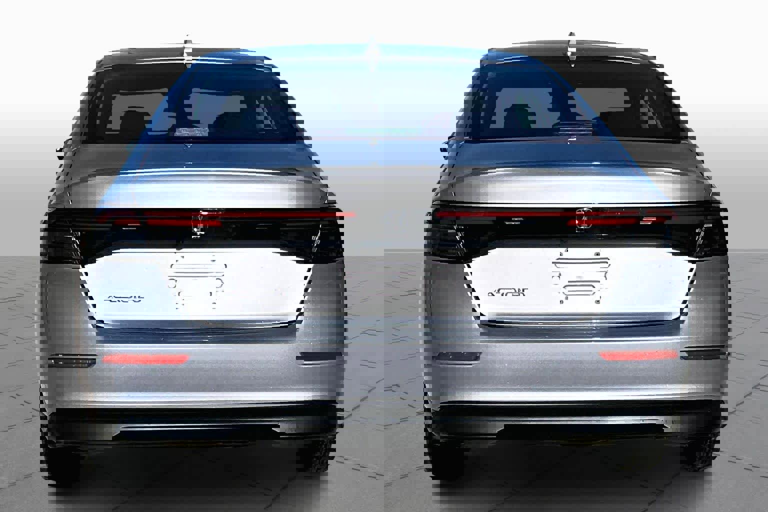 Used 2024 Honda Accord EX image 4