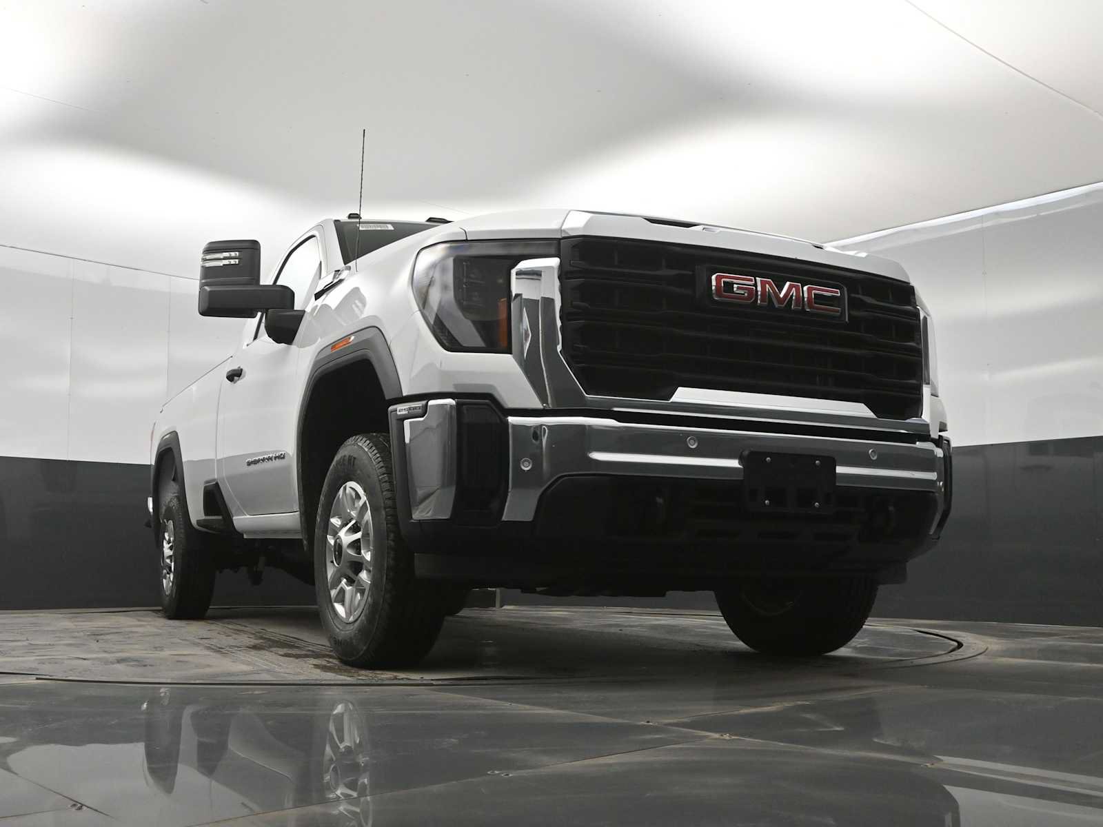 New 2026 GMC Sierra 2500 Pro w/ 1SA Pro Safety Plus Package AWD/4WD image 27
