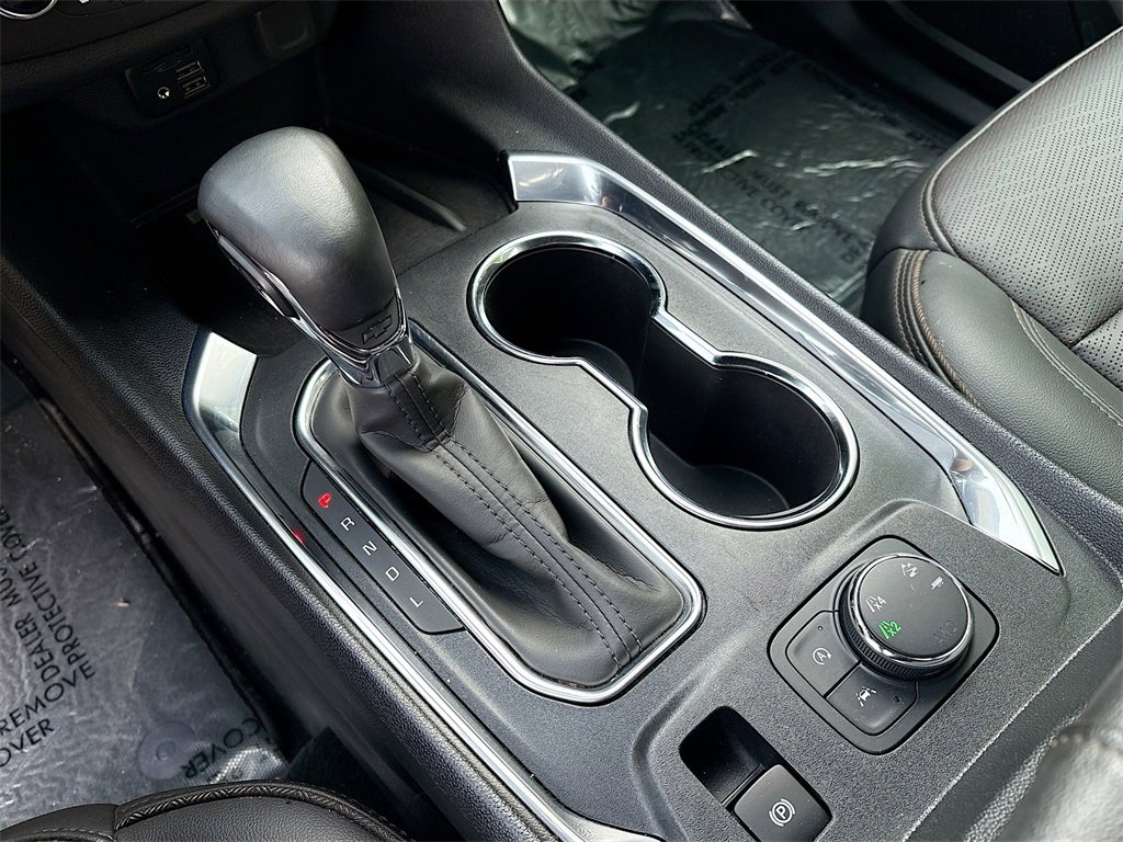 Used 2023 Chevrolet Traverse High Country image 17