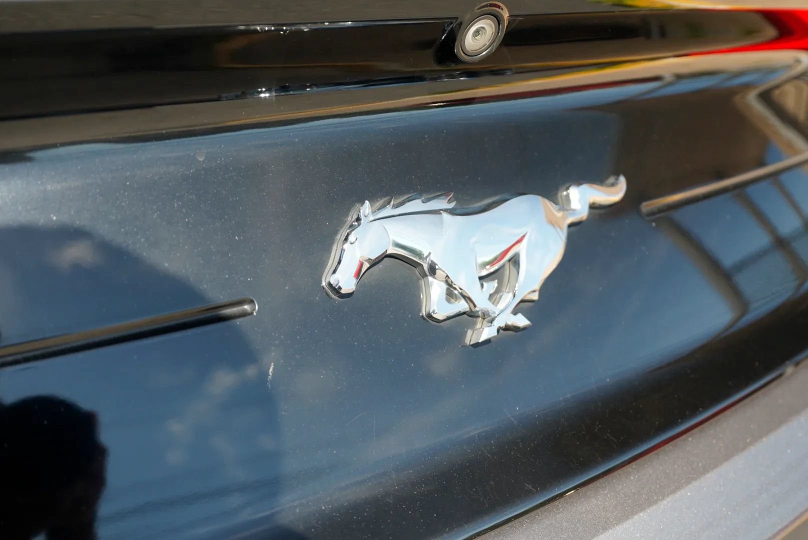 Used 2021 Ford Mustang Convertible RWD image 20