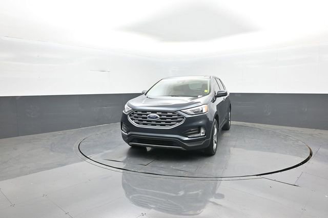 Certified 2022 Ford Edge SEL w/ Convenience Package AWD/4WD image 3