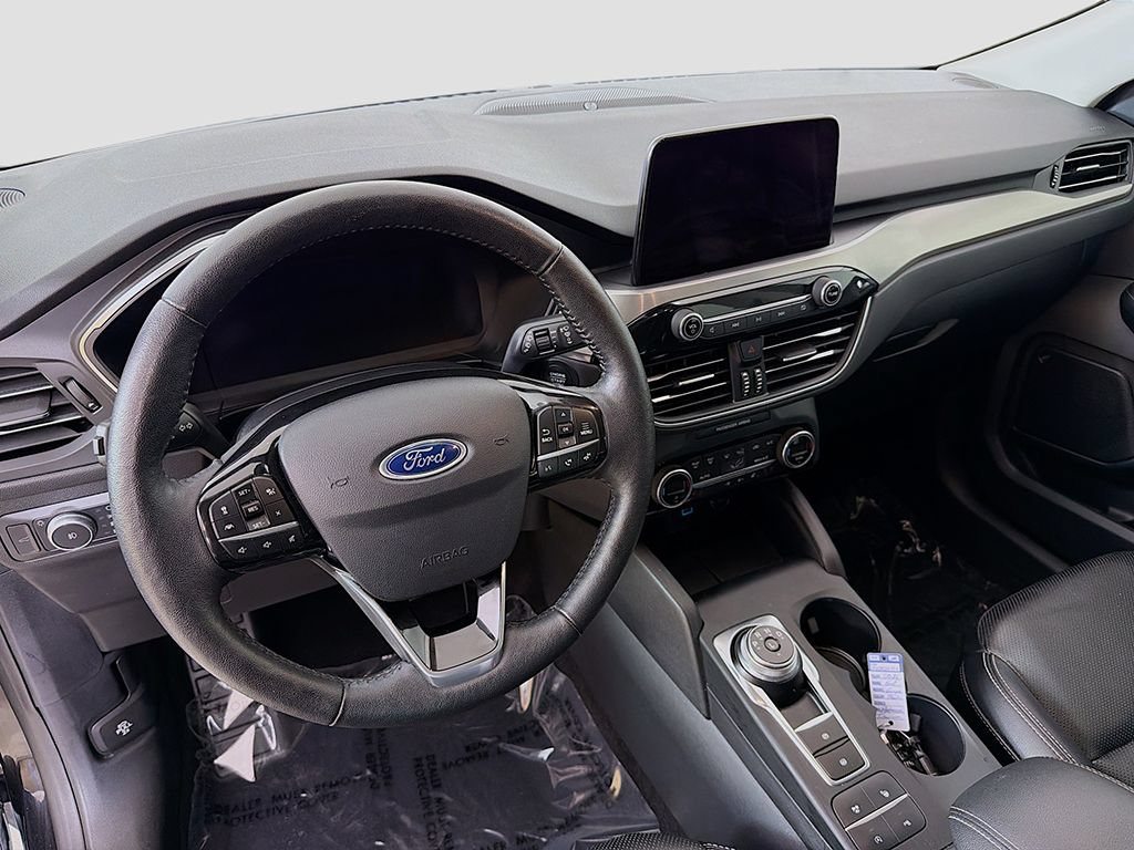 Used 2021 Ford Escape Titanium AWD/4WD image 20