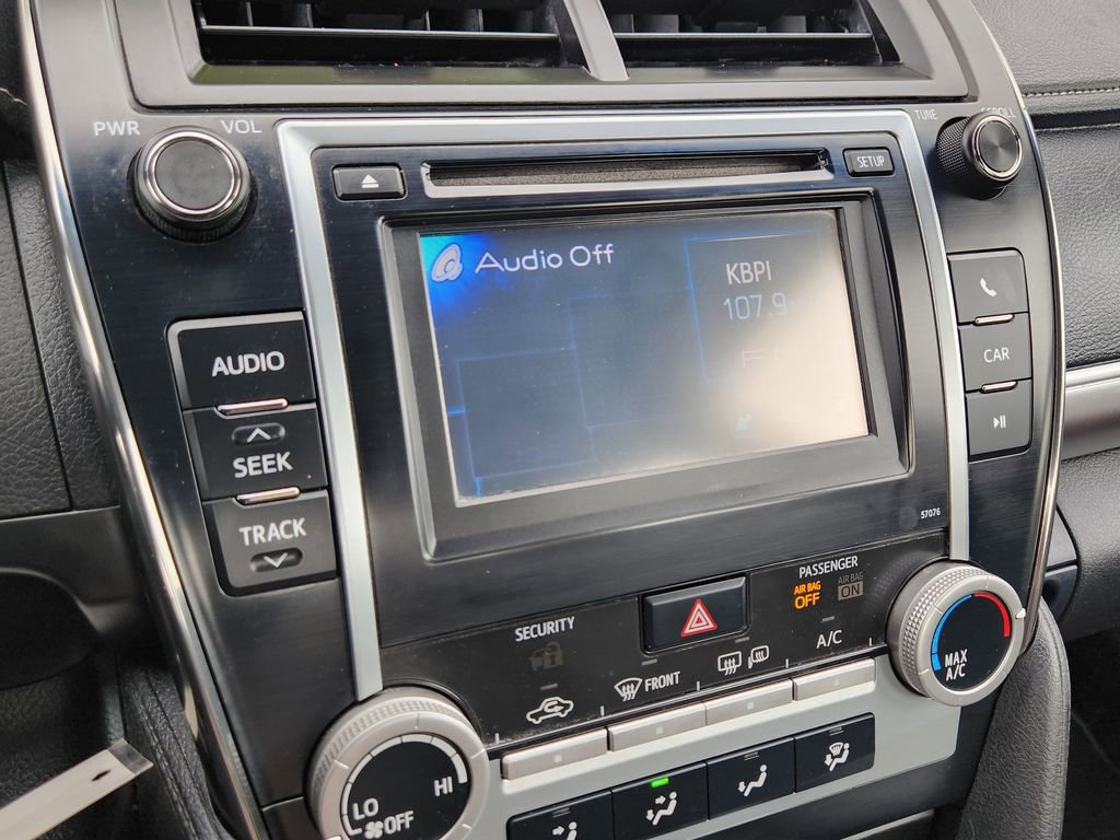 Used 2014 Toyota Camry SE FWD image 8