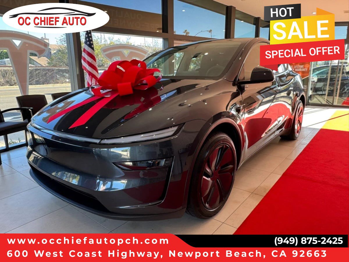 Used 2026 Tesla Model Y AWD image 1