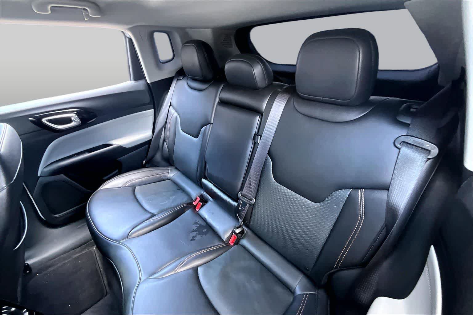 Used 2022 Jeep Compass Limited AWD/4WD image 18