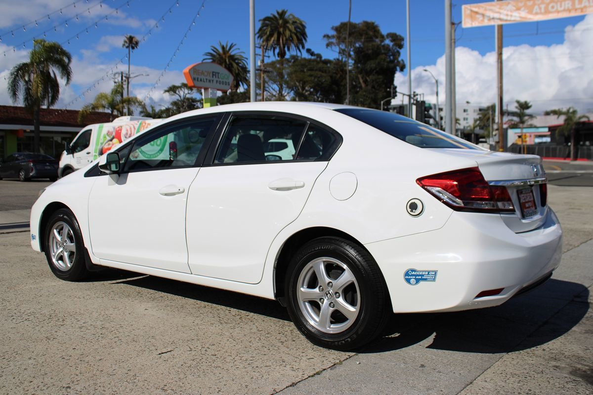 Used 2013 Honda Civic Natural Gas image 4