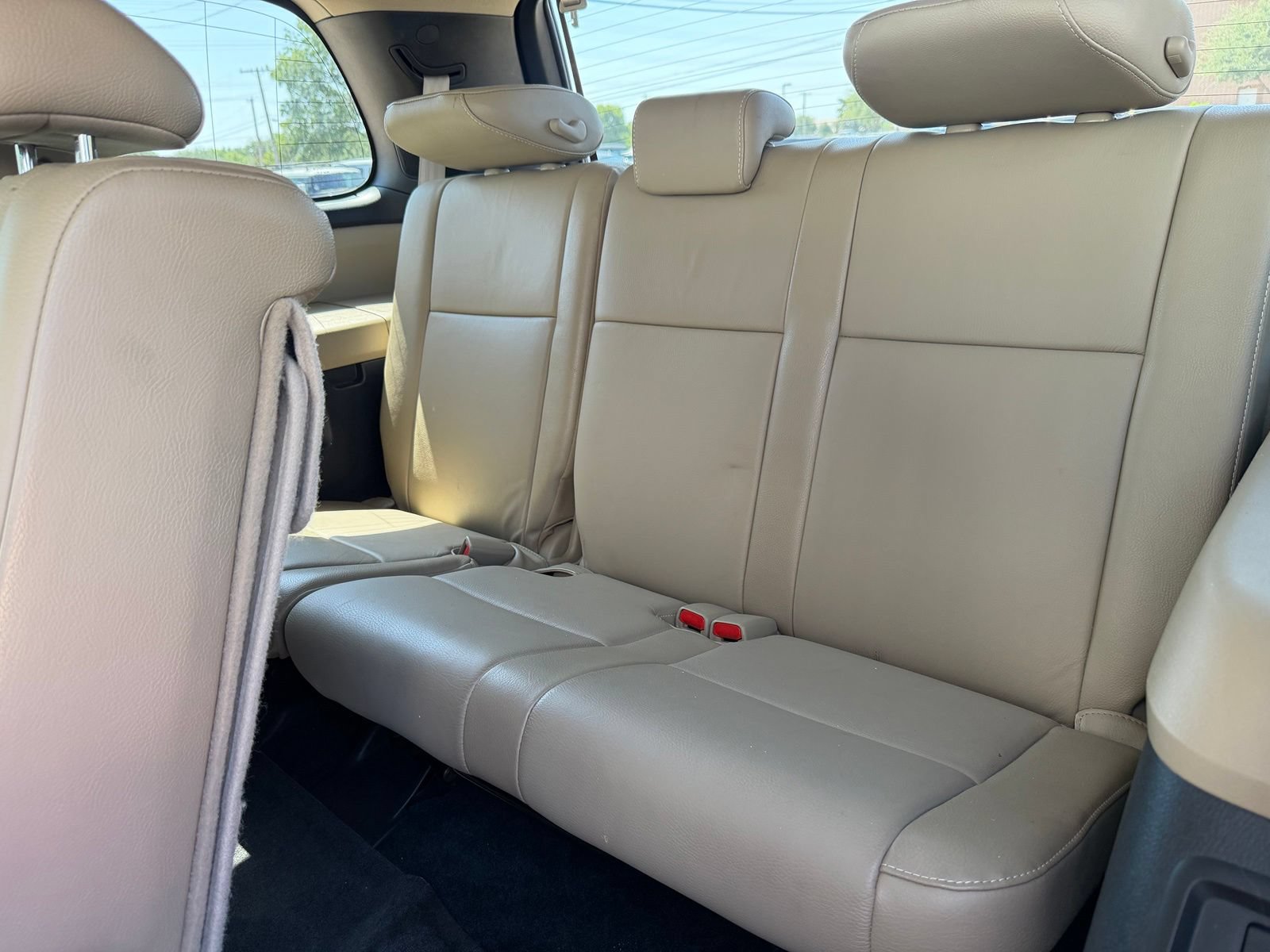 Used 2018 Toyota Sequoia Limited w/ Safety & Convenience Package RWD image 20