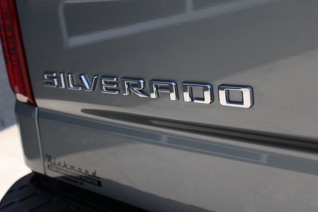 Used 2025 Chevrolet Silverado 1500 Custom Trail Boss AWD/4WD image 22