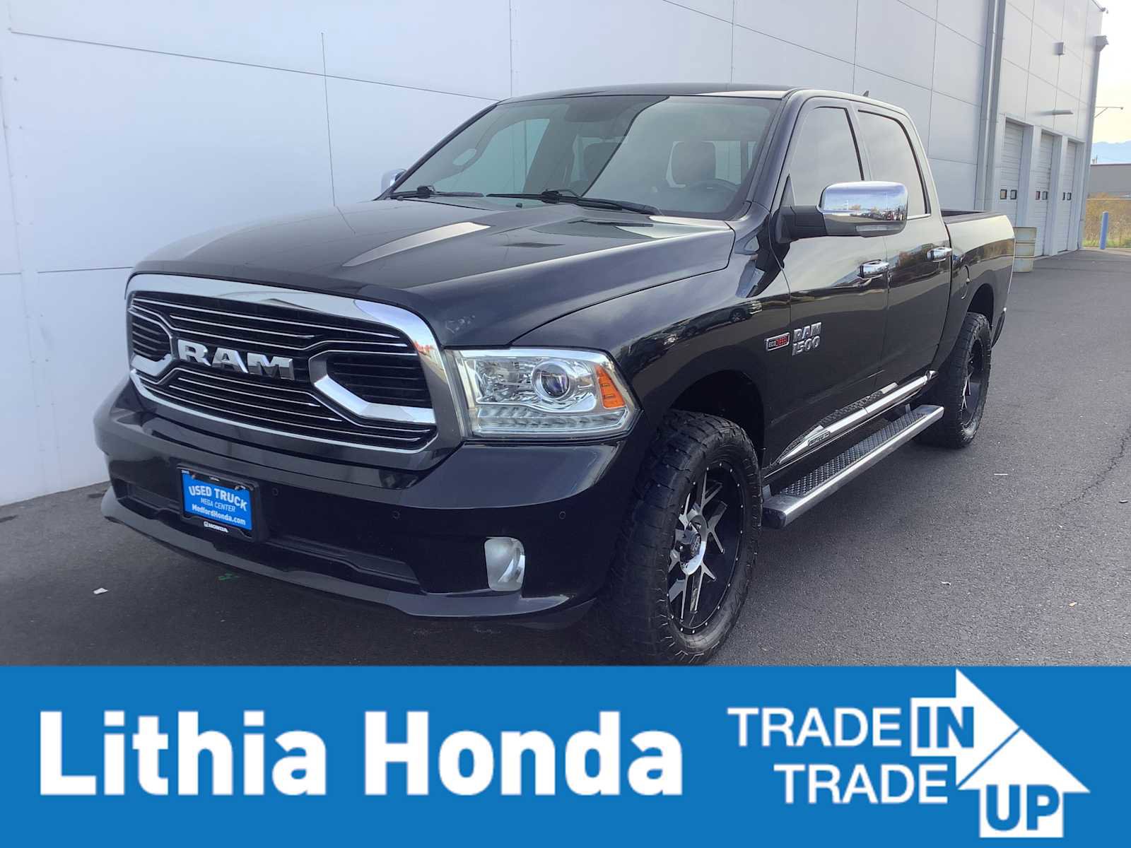 Used 2017 RAM 1500 Limited image 1