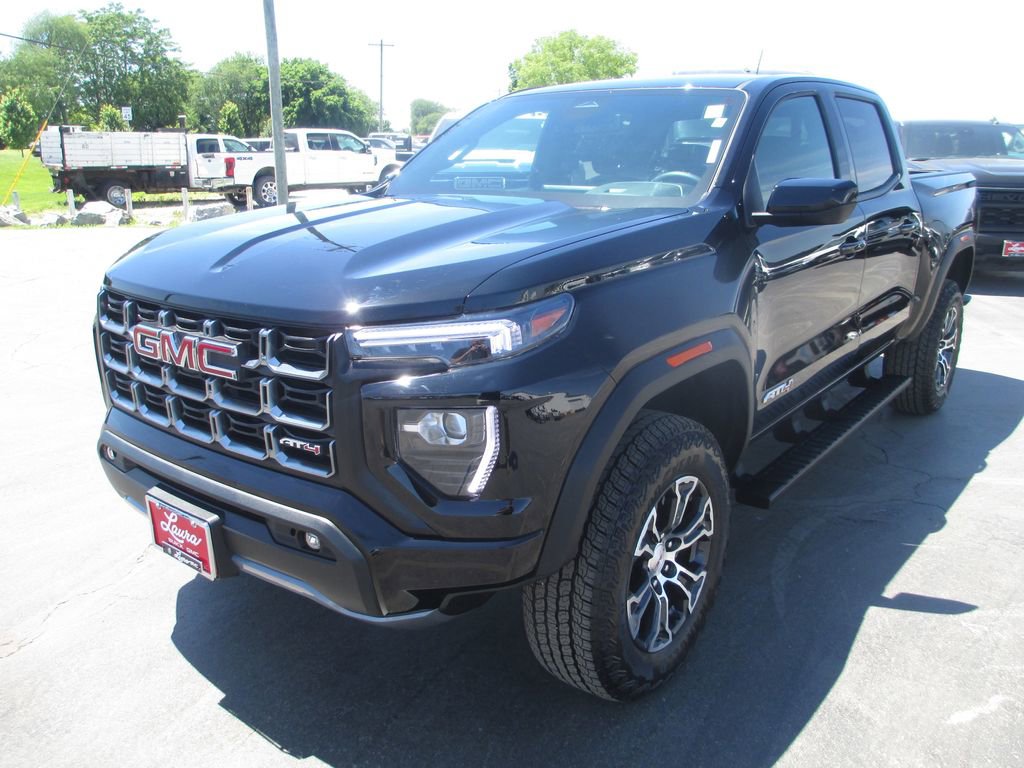 Used 2025 GMC Canyon AT4 AWD/4WD image 10