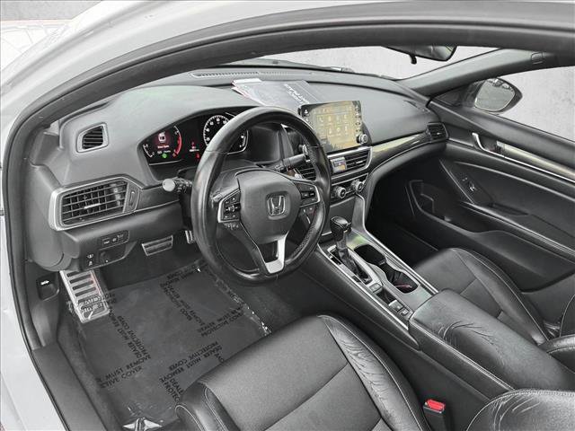 Used 2018 Honda Accord Sport image 11