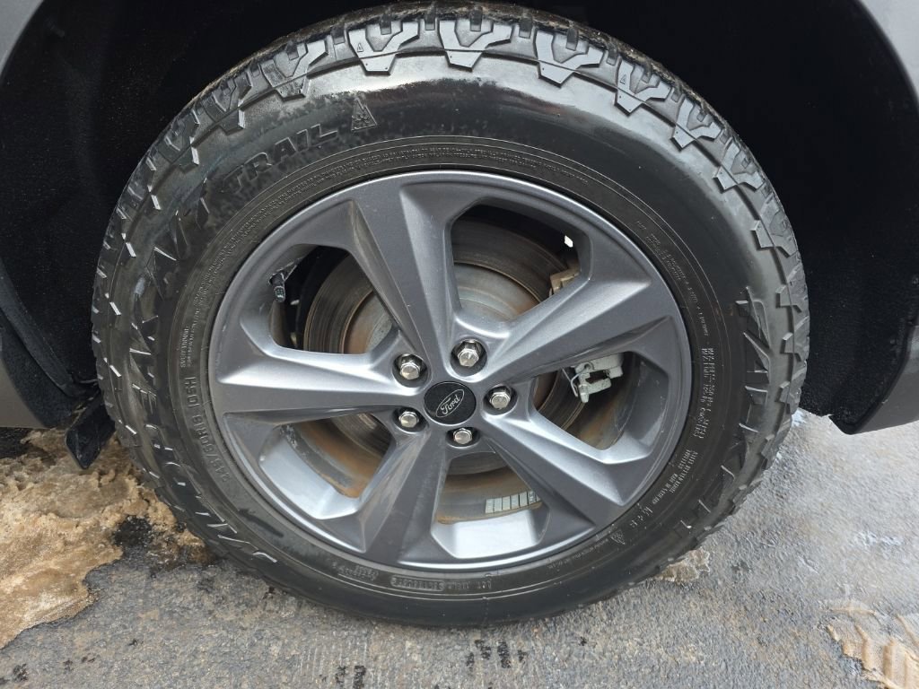 Used 2022 Ford Edge SEL w/ Sport Appearance Package image 31