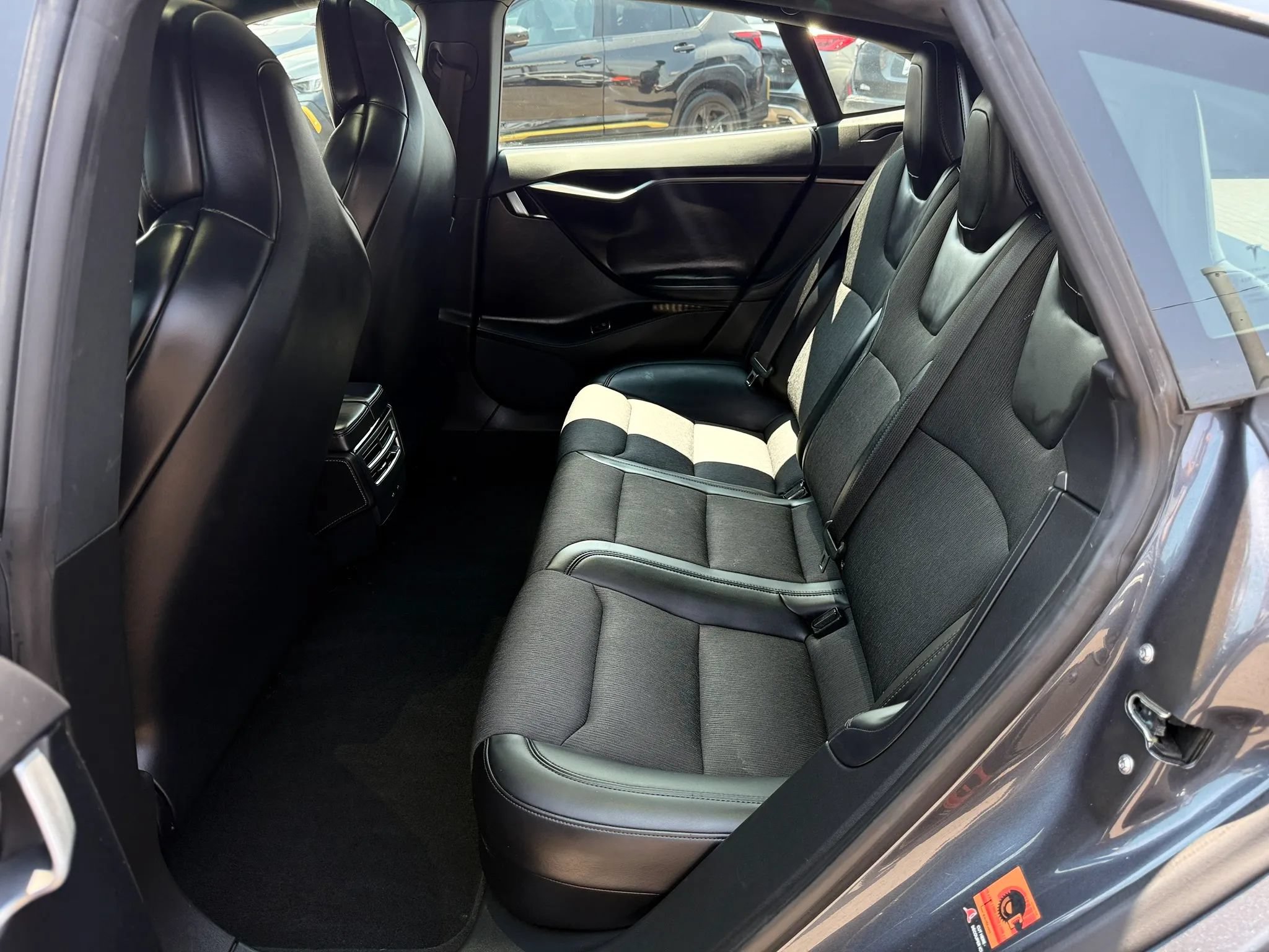 Used 2018 Tesla Model S 75D AWD/4WD image 16