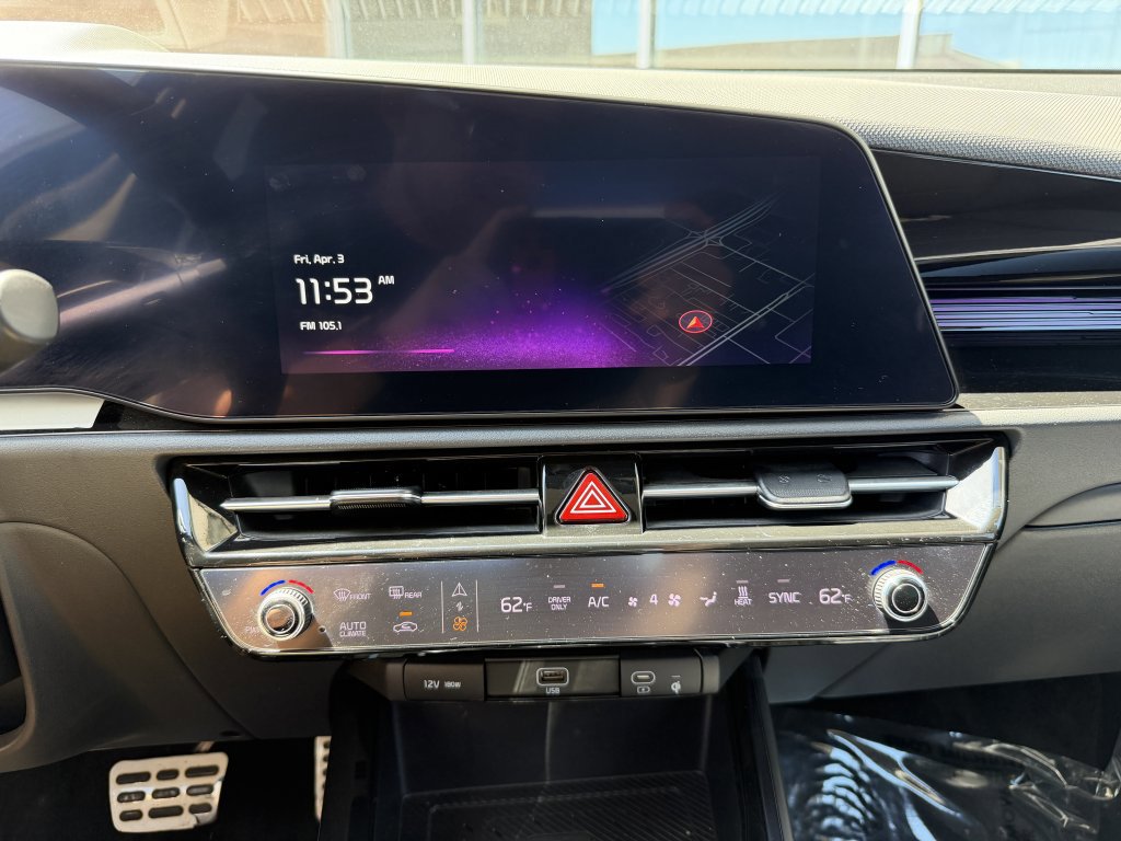 Used 2023 Kia Niro Wave w/ Wave Preserve Package image 18