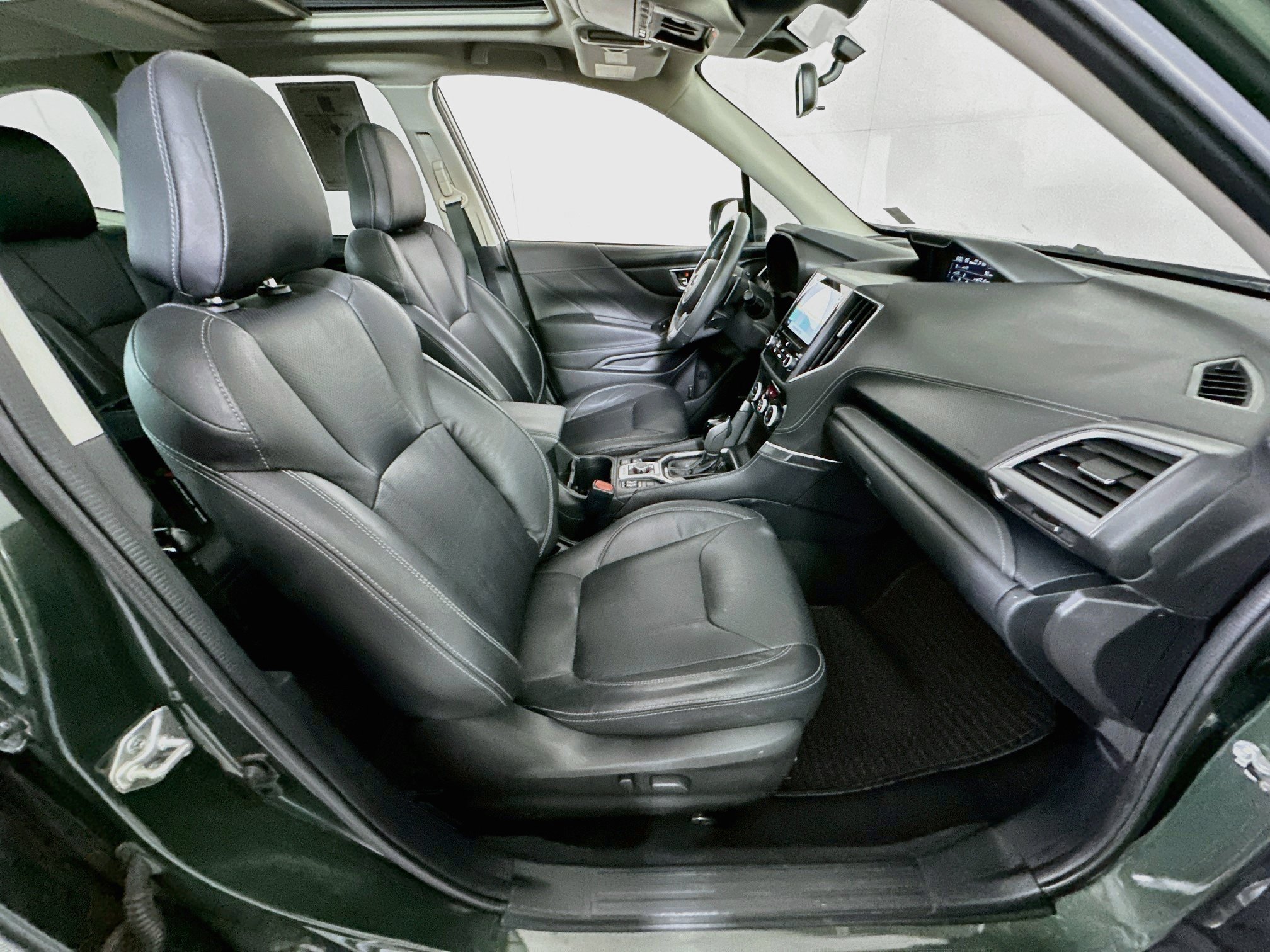 Used 2023 Subaru Forester Touring AWD/4WD image 32