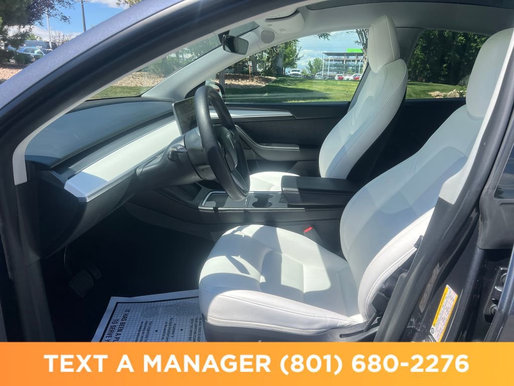 Used 2023 Tesla Model Y Long Range AWD/4WD image 9