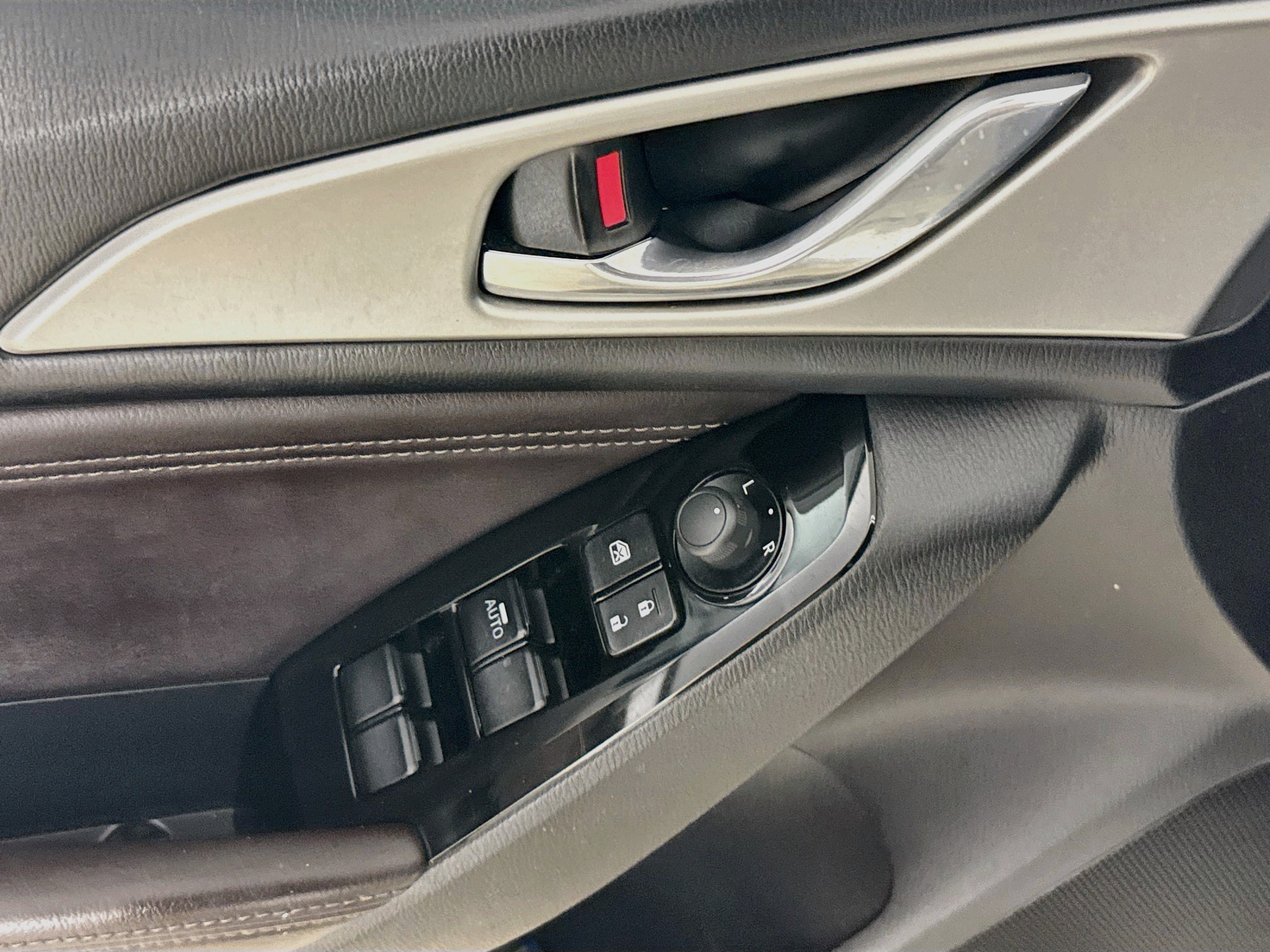 Used 2018 MAZDA MAZDA3 Touring FWD image 20