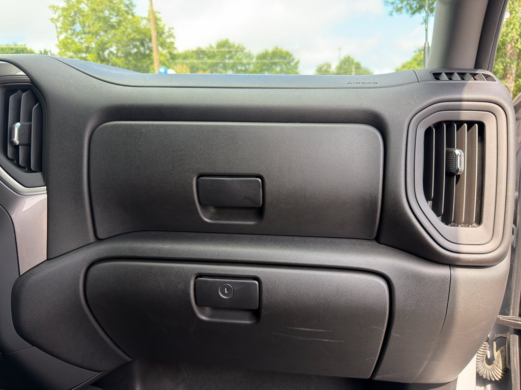 Used 2025 Chevrolet Silverado 2500 Custom w/ Custom Convenience Package AWD/4WD image 19