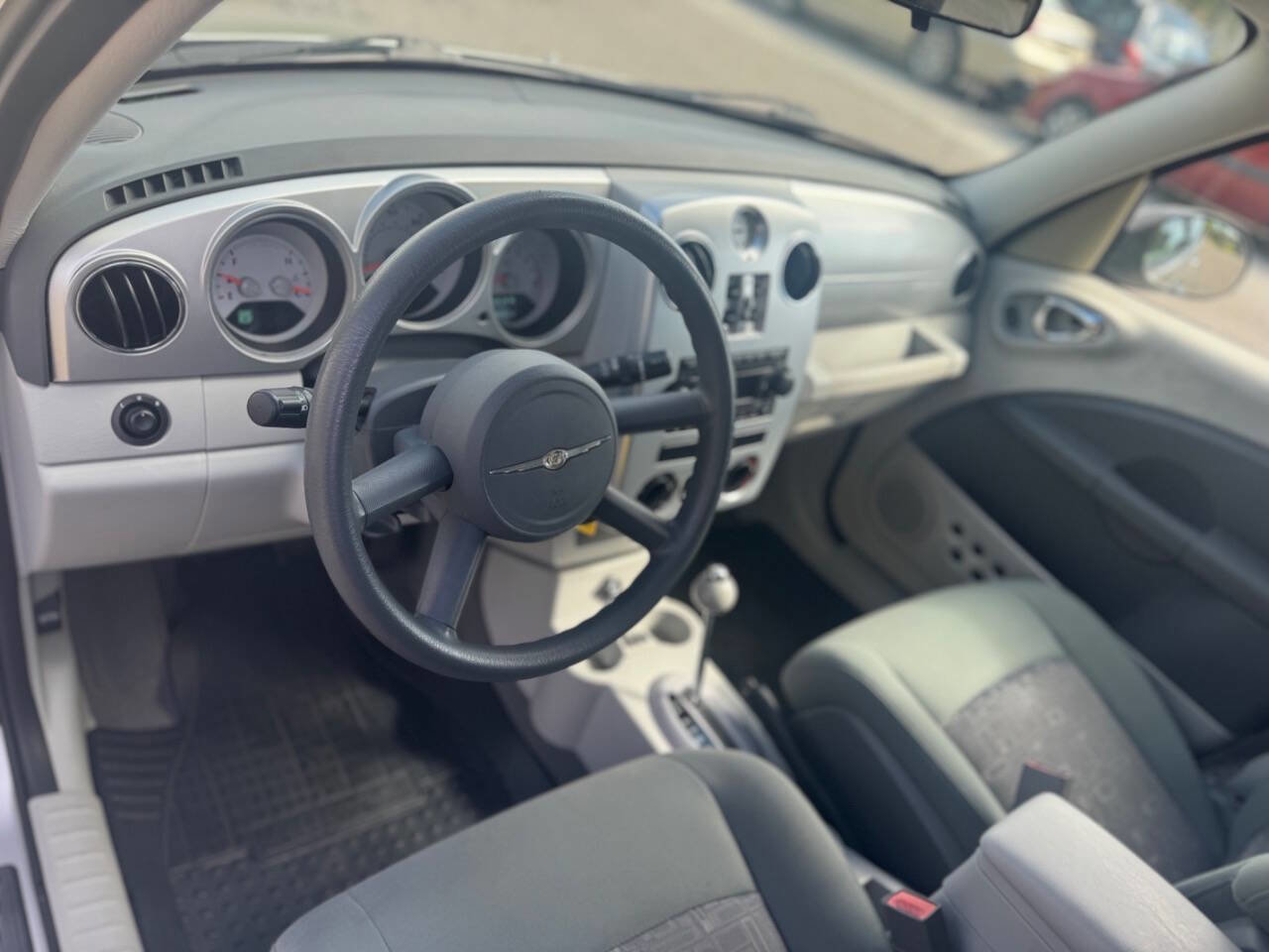 Used 2007 Chrysler PT Cruiser Touring w/ Fleet Value Group I image 10