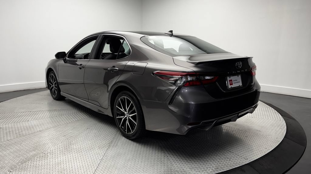 Used 2024 Toyota Camry SE FWD image 32
