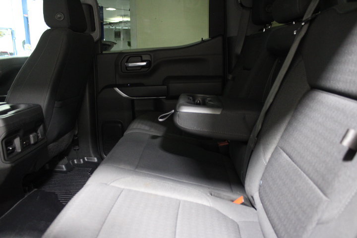 Used 2022 Chevrolet Silverado 1500 RST w/ Redline Edition AWD/4WD image 23