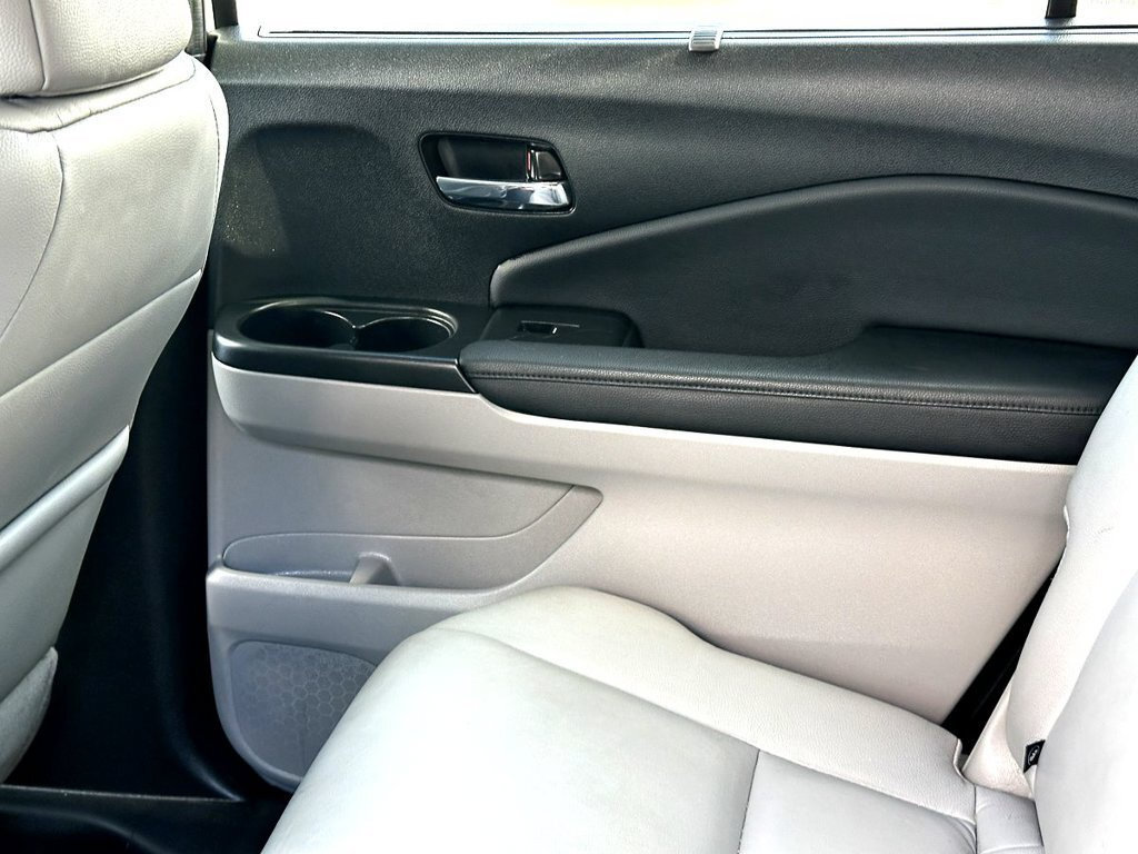 Used 2022 Honda Pilot Special Edition image 19