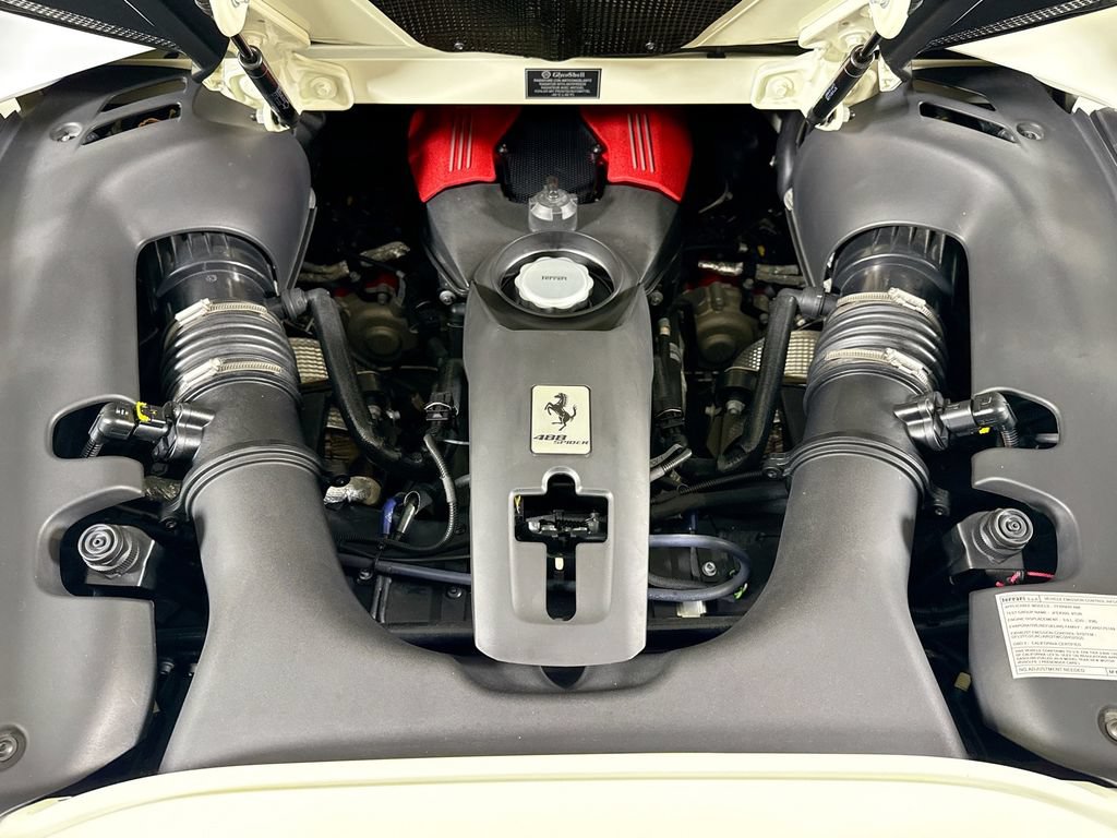 Used 2018 Ferrari 488 Spider RWD image 5