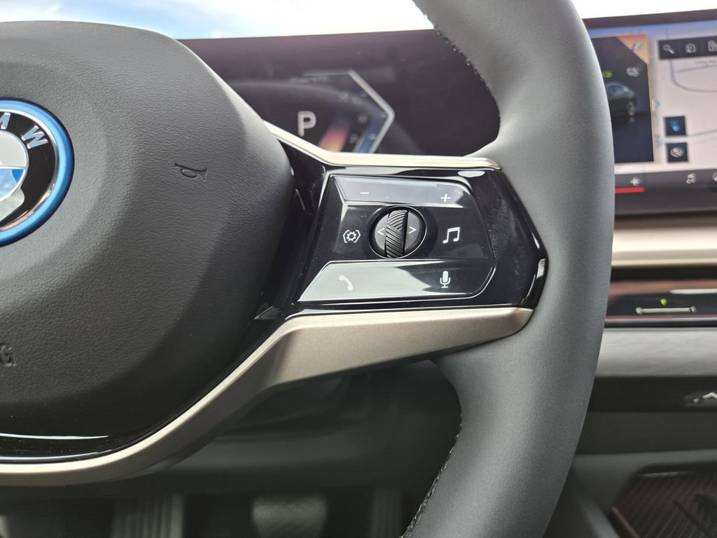 New 2026 BMW i5 eDrive40 w/ Premium Package AWD/4WD image 30