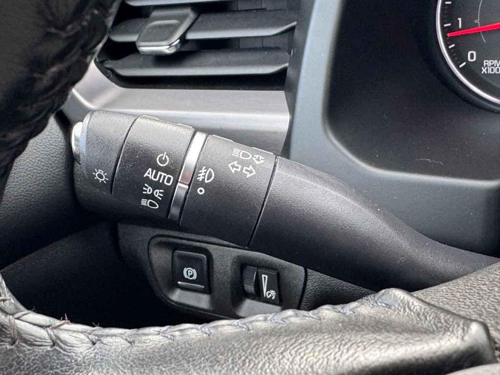 Used 2017 GMC Acadia SLE w/ Driver Alert Package I image 24