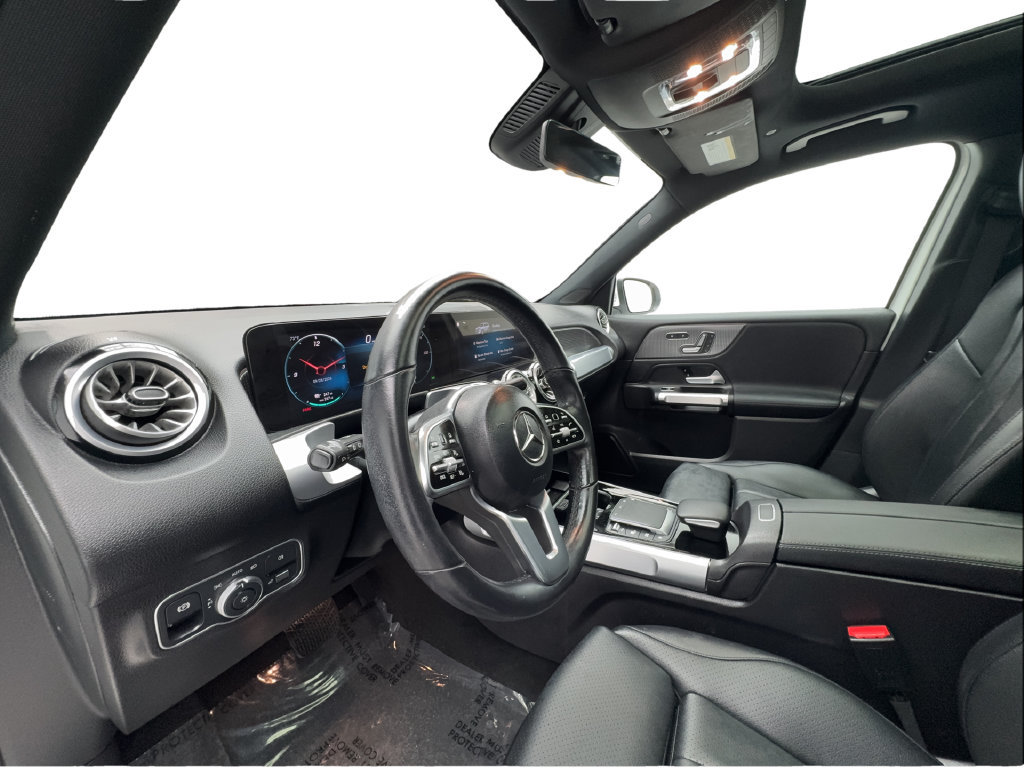 Used 2022 Mercedes-Benz EQB 300 4MATIC image 23