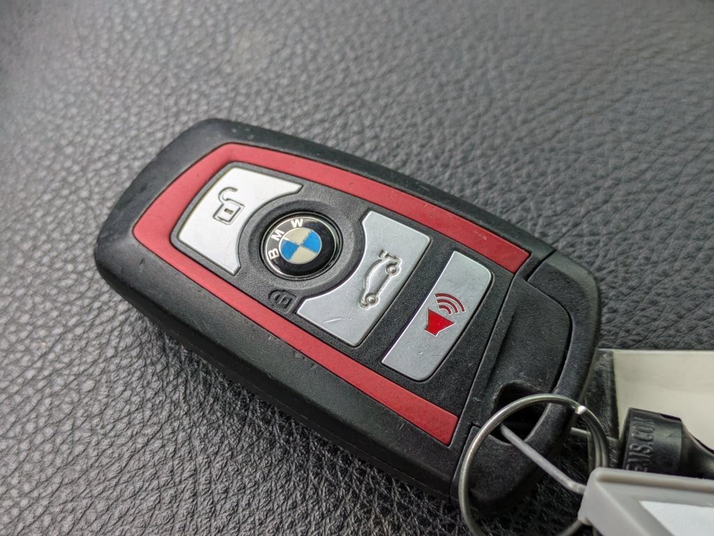 Used 2018 BMW 230i Convertible RWD image 28