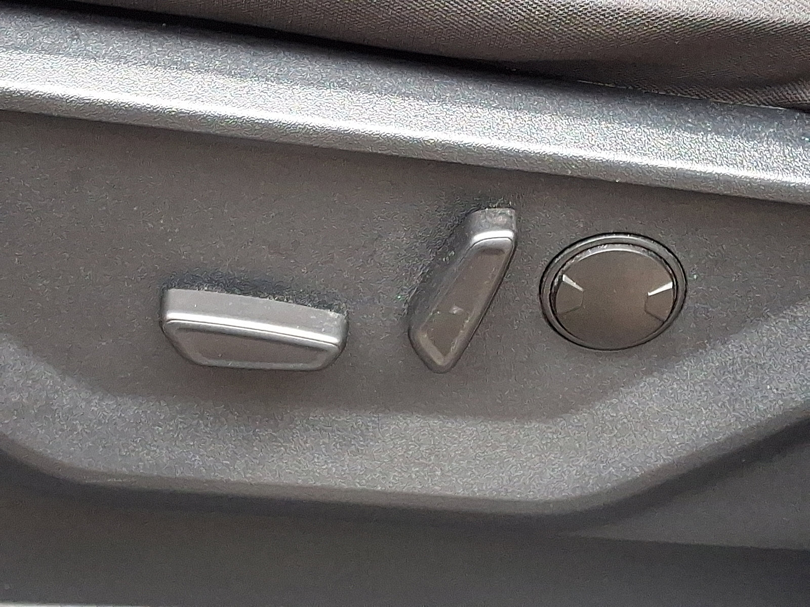 Certified 2023 Ford F150 XLT w/ Equipment Group 302A High image 17