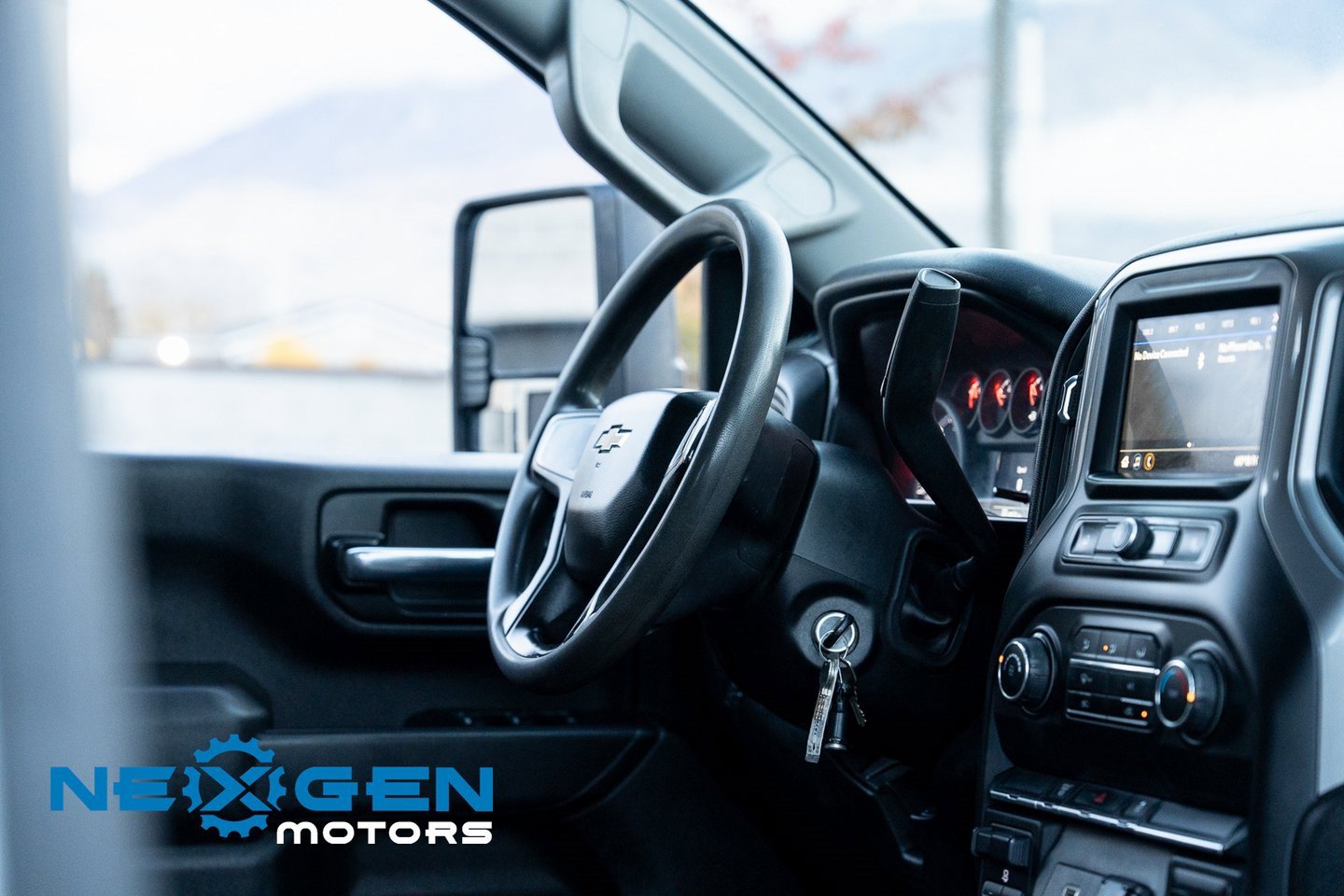 Used 2020 Chevrolet Silverado 2500 W/T image 38