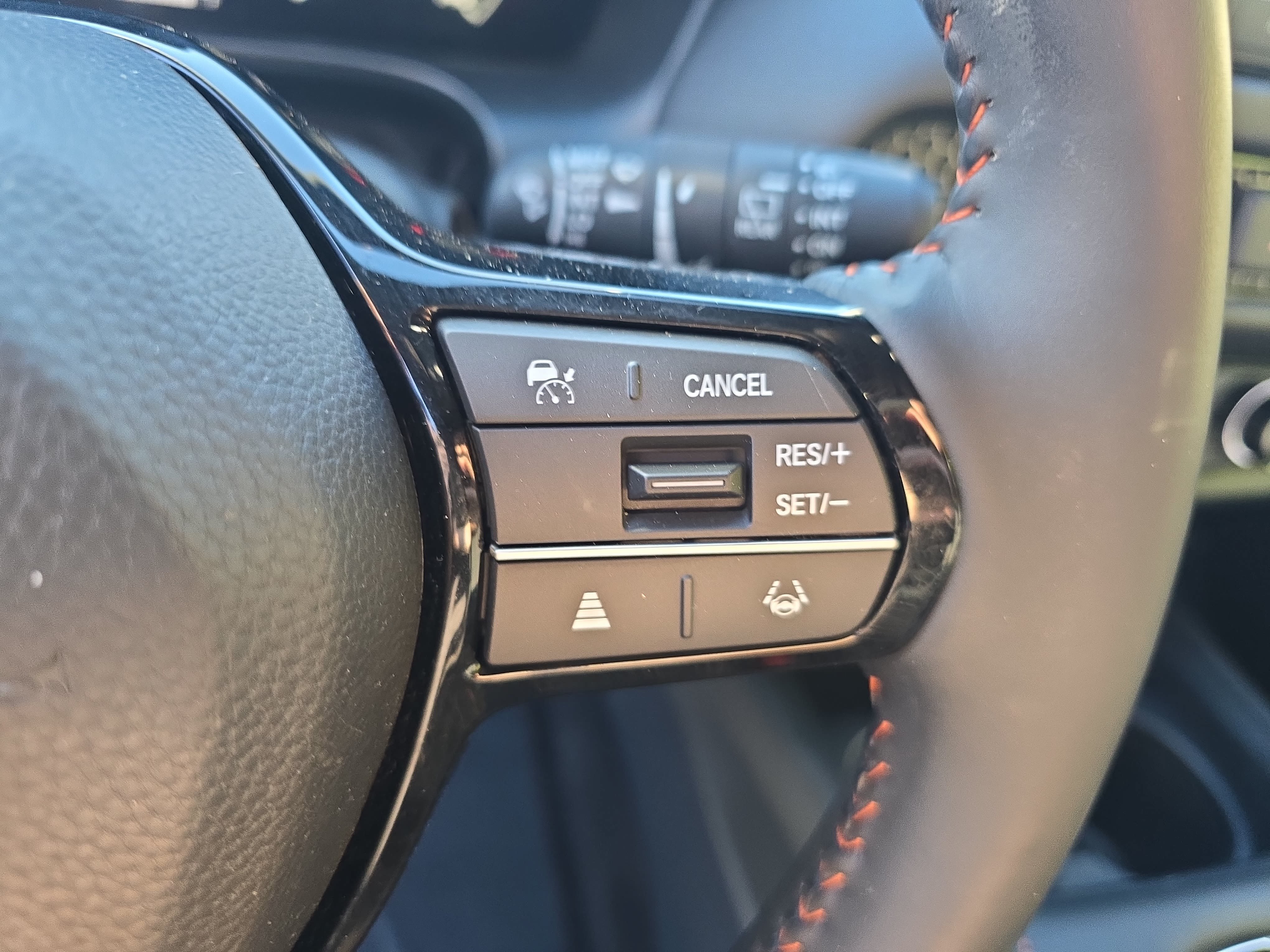 Used 2024 Honda HR-V Sport image 17