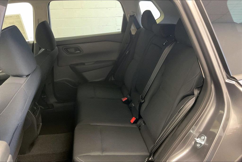 New 2026 Nissan Rogue S image 10