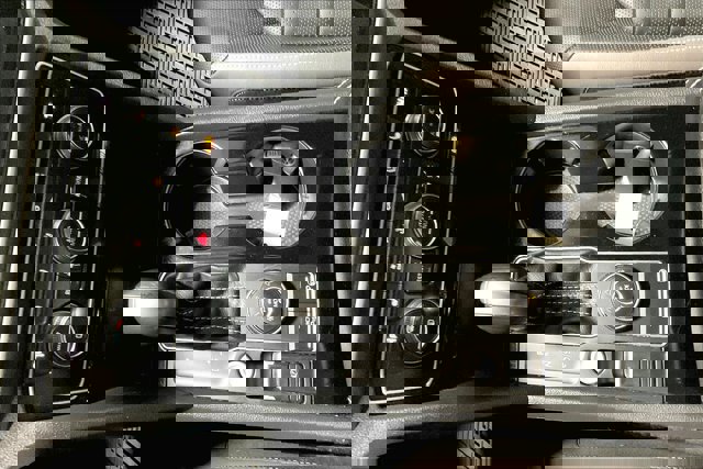 Used 2021 Volkswagen Atlas SEL Premium image 43