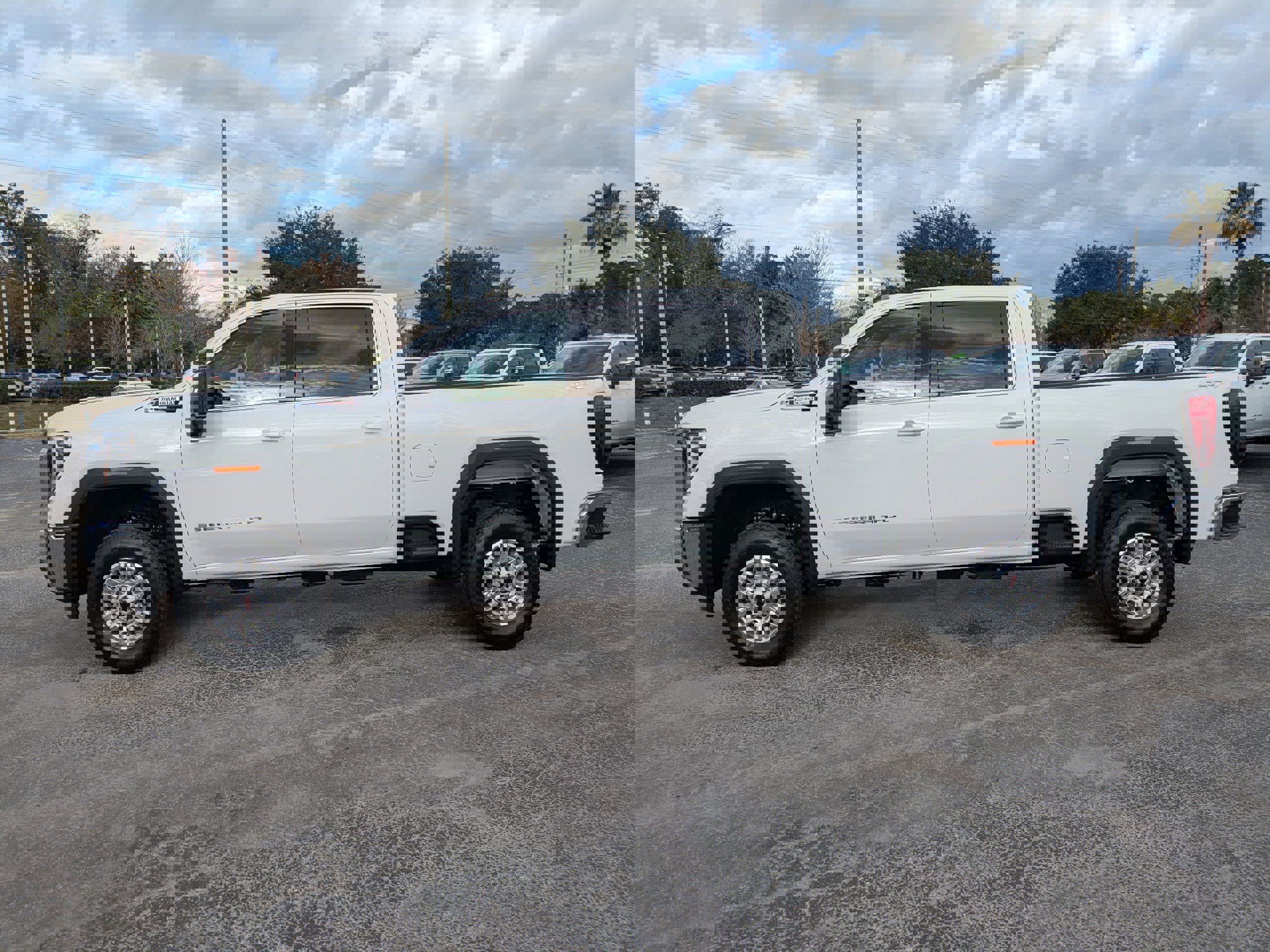 New 2026 GMC Sierra 2500 SLE image 4