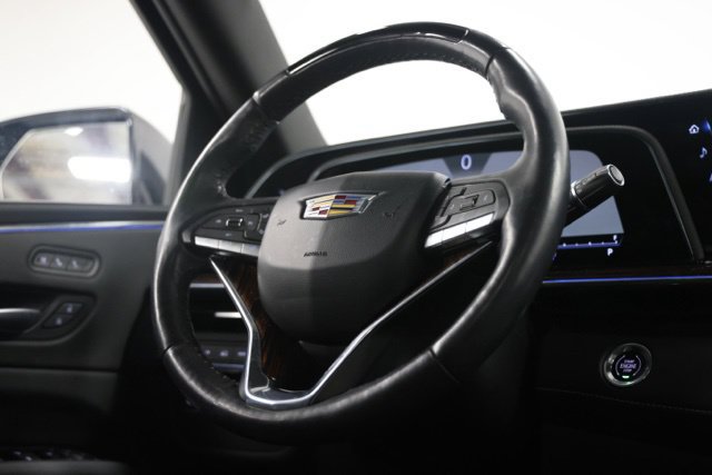 Used 2023 Cadillac Escalade Premium Luxury w/ LPO, Floor Liner Package AWD/4WD image 40