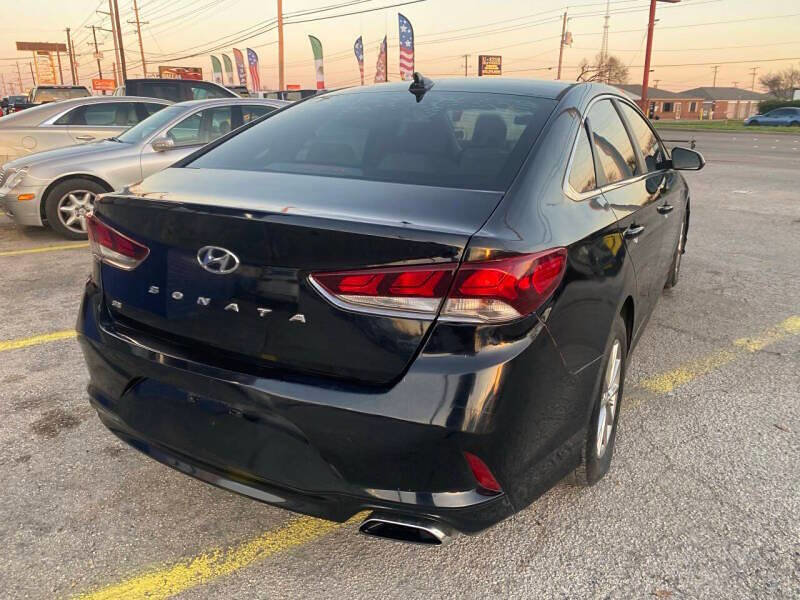 Used 2018 Hyundai Sonata SE FWD image 5