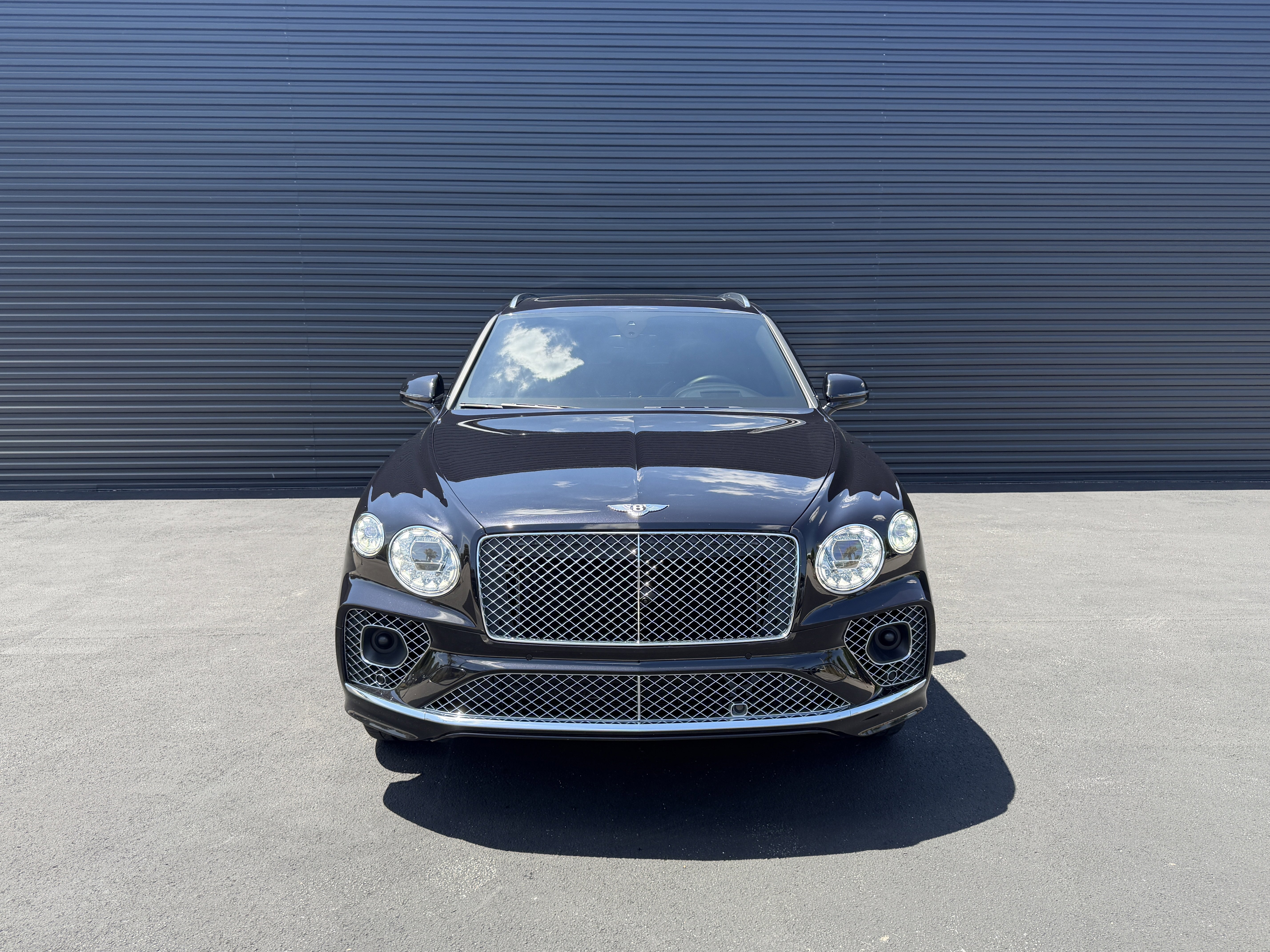 Used 2022 Bentley Bentayga image 6