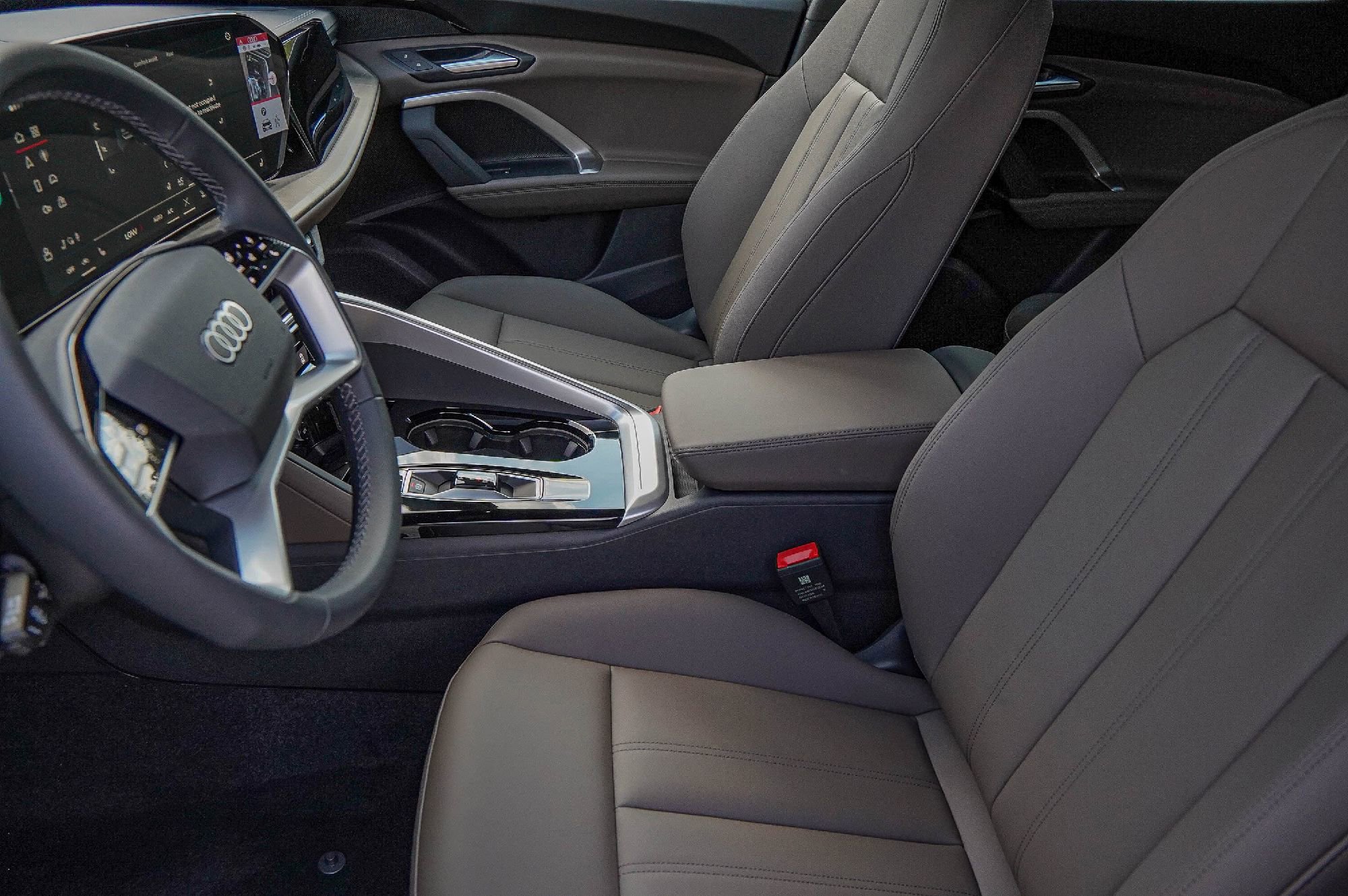 New 2025 Audi Q5 Premium image 9