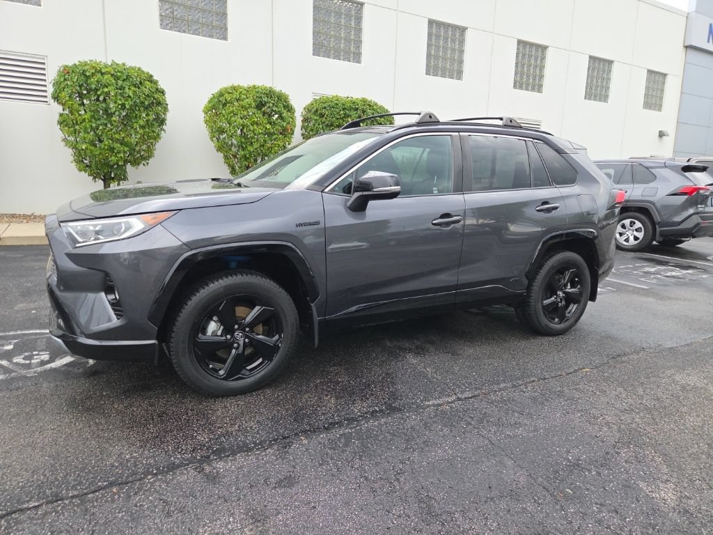 Used 2019 Toyota RAV4 XSE w/ XSE Weather Package AWD/4WD image 2