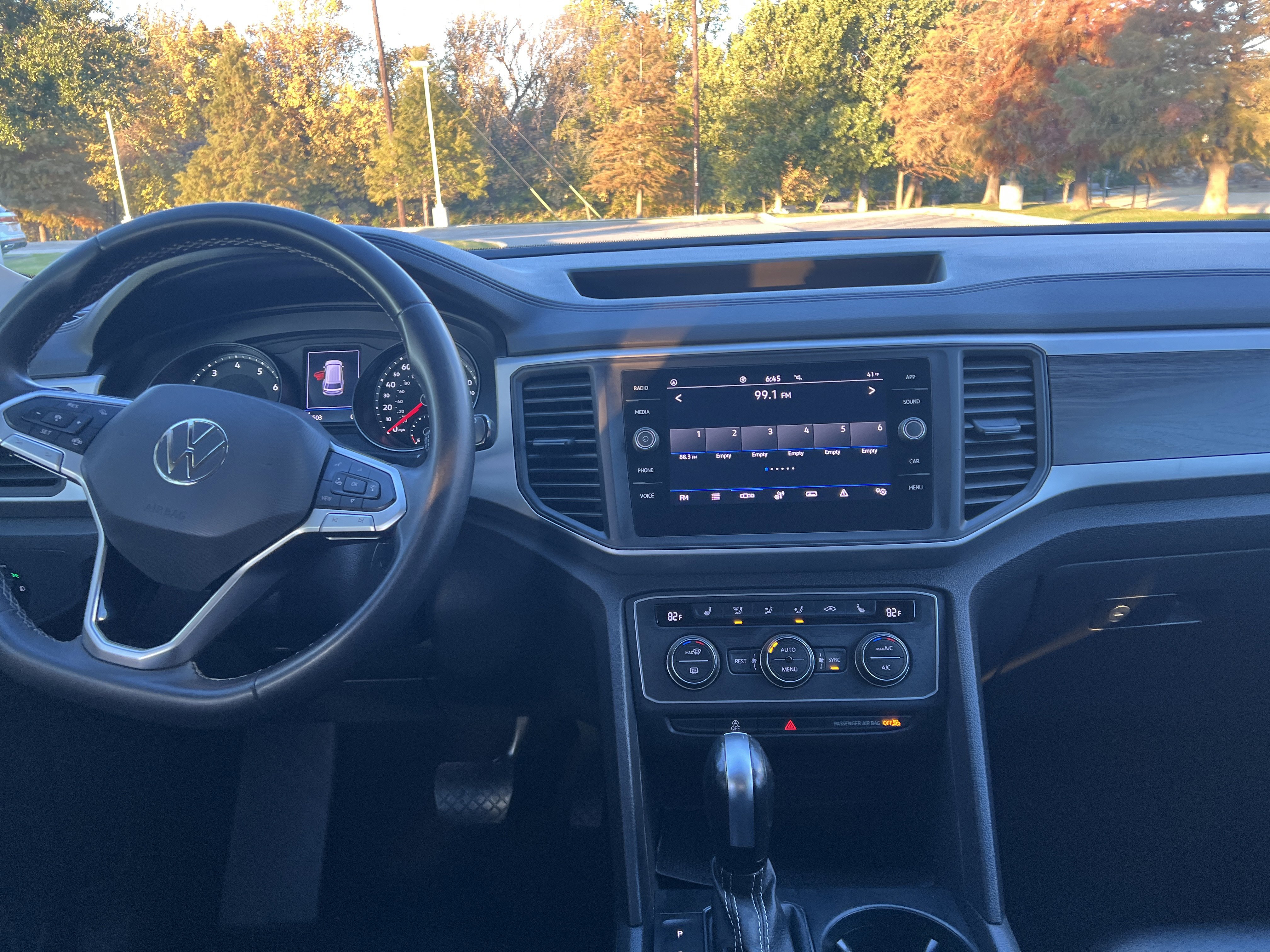 Certified 2021 Volkswagen Atlas SE image 27