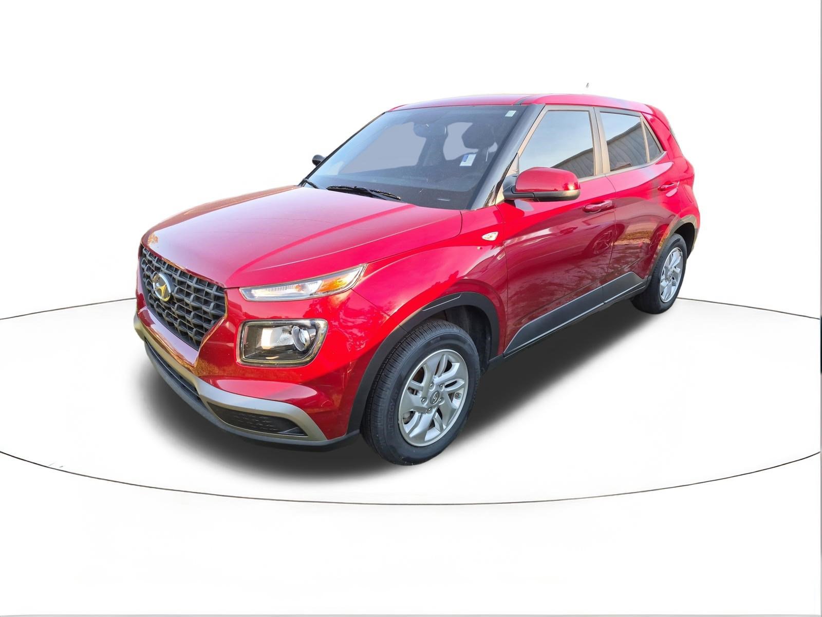 Certified 2025 Hyundai Venue SE image 4