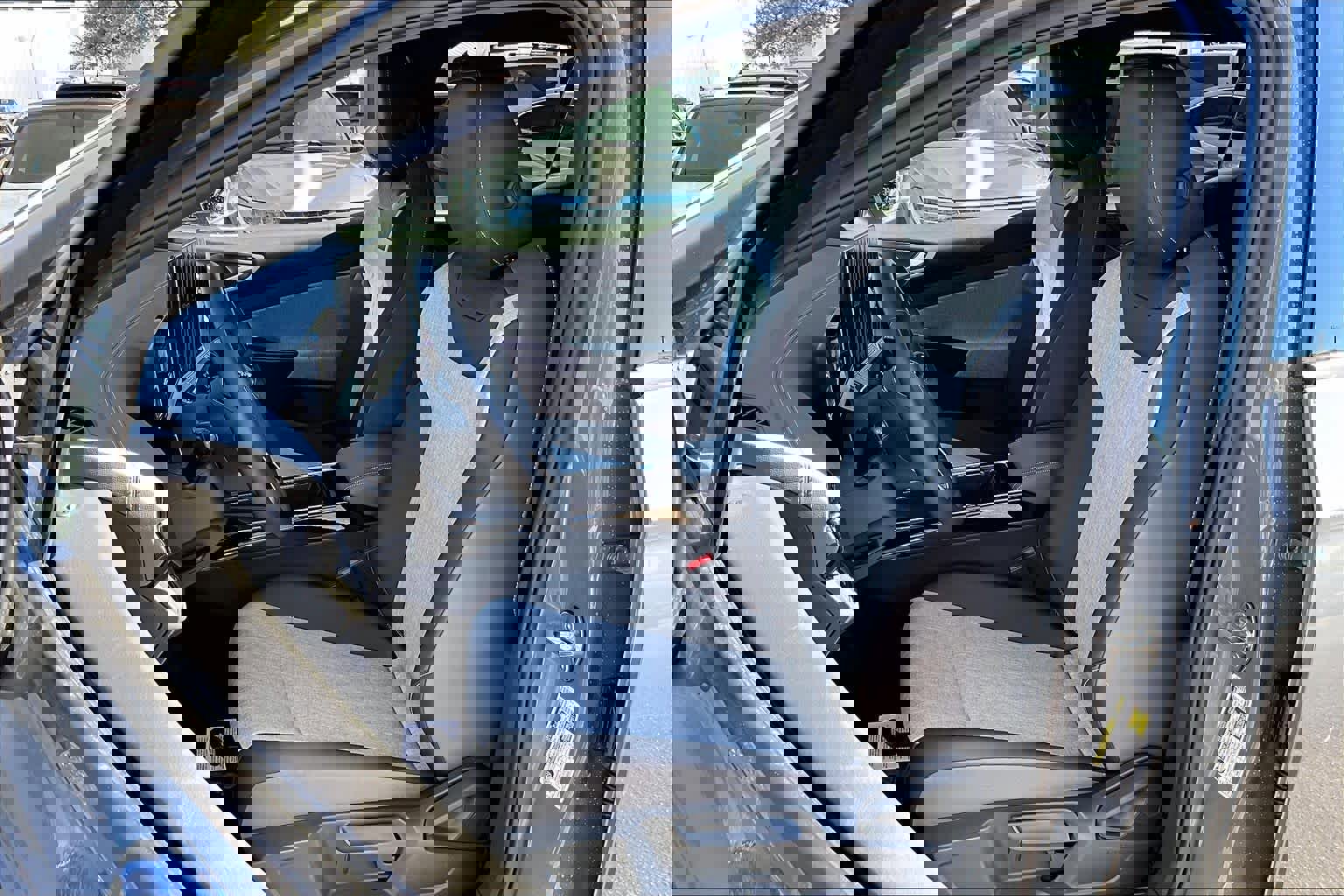 New 2026 Volkswagen ID.4 Pro image 9