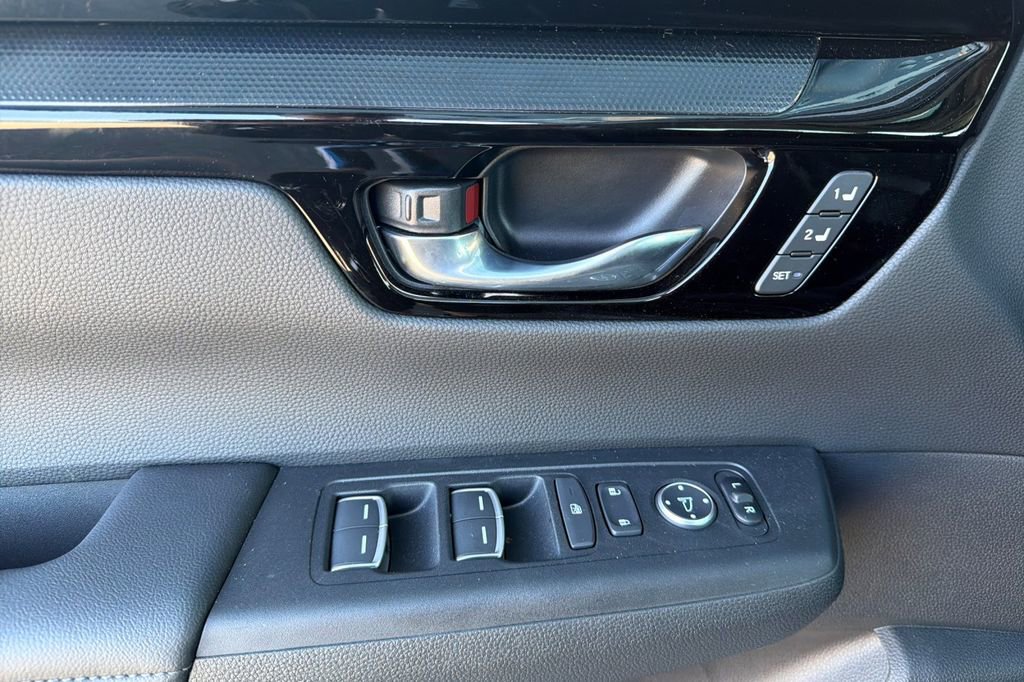 Used 2026 Honda CR-V EX-L image 11