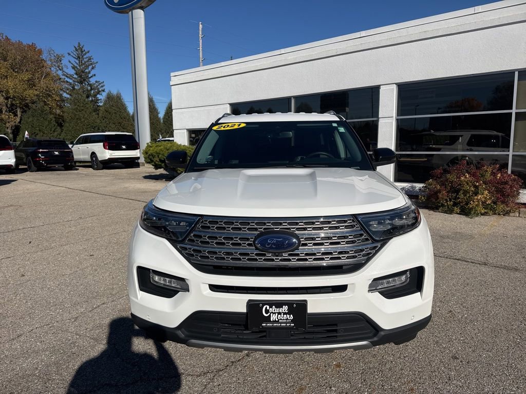 Used 2021 Ford Explorer Limited w/ Equipment Group 301A image 5
